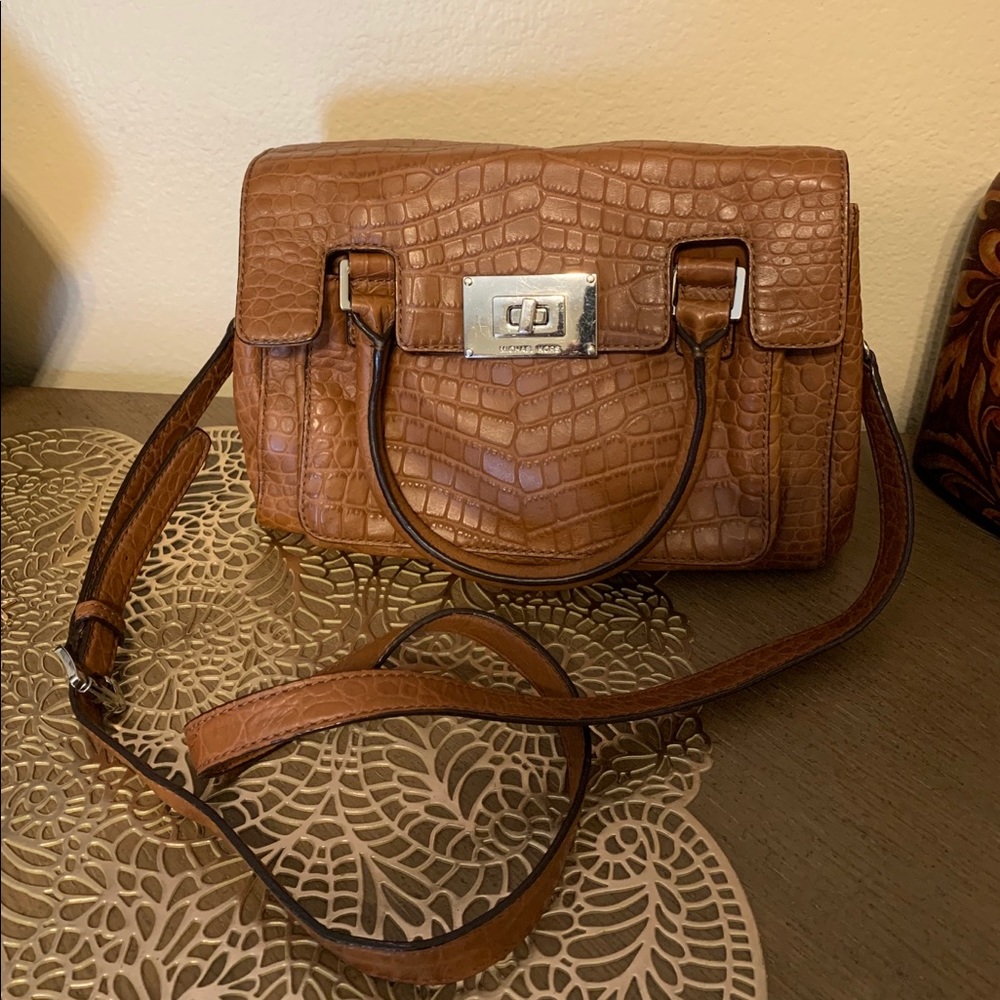 Authentic Micheal Kors shoulder bag